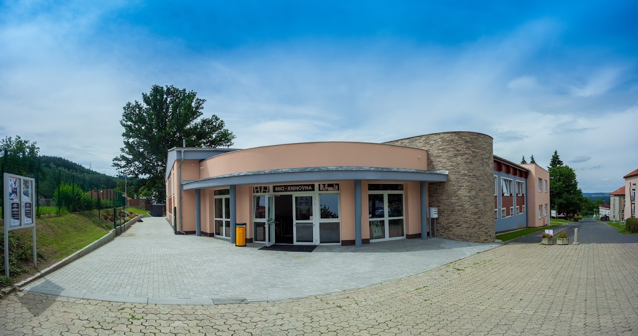 Letní kino Březová (amfiteátr KD)